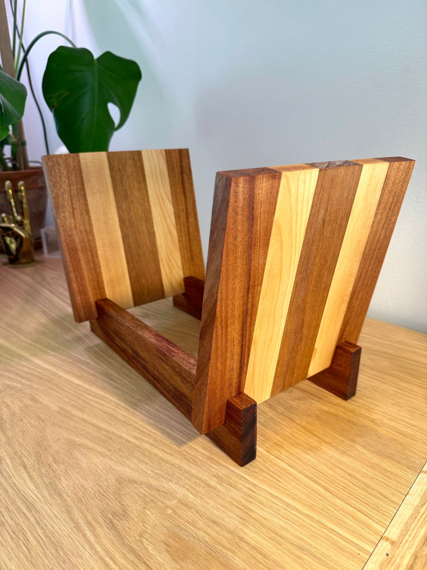 Flip Rack Vinyl Storage